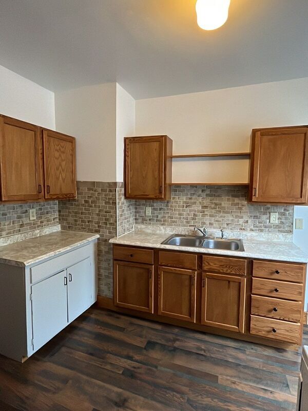 Building Photo - 1234 Goodhue Blvd