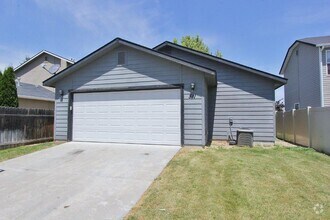 Building Photo - 511 W Archerfield St