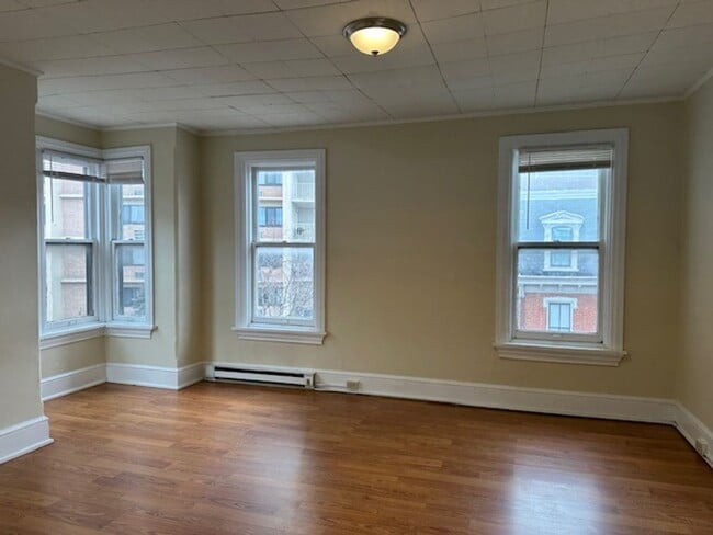 Building Photo - 122 South St