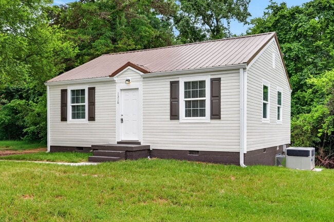 Foto del edificio - 1316 Sunnyview Dr