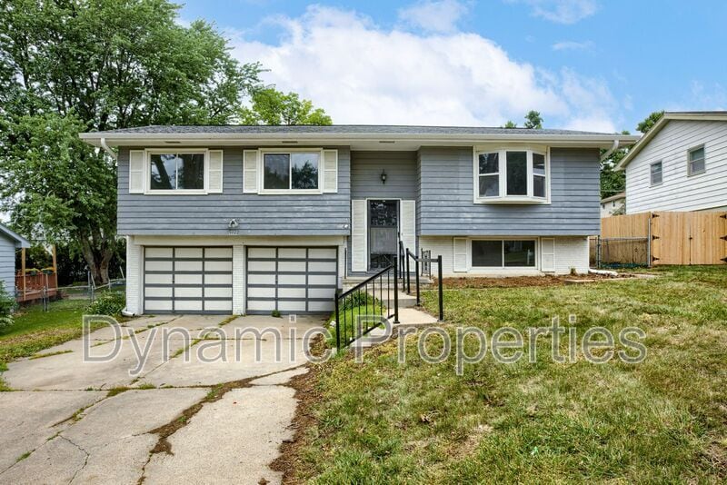 Photo - 9722 Grant Street