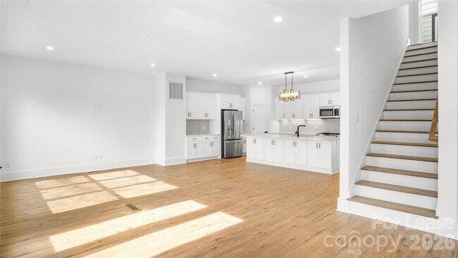 Foto del edificio - 1609 N Davidson St