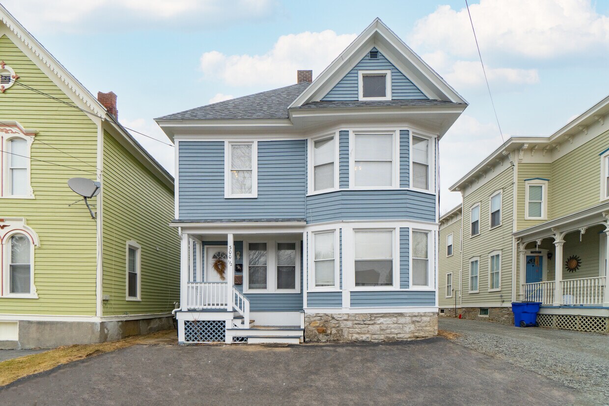 409 S William St, Johnstown, NY 12095 Apartments in Johnstown, NY