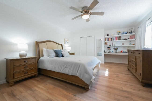 Building Photo - Private Room for Rent with Garage Option – Bedroom 4