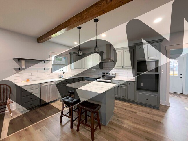 Foto del edificio - 701 SE 18th St