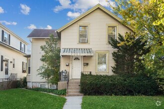 Building Photo - 1802 Hovland Ct