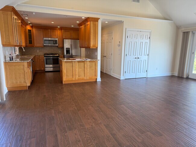 Foto del edificio - 267 Weed Ave