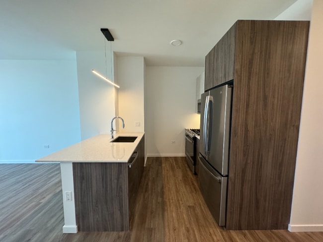 Photo - 144 N Aberdeen St Apartment