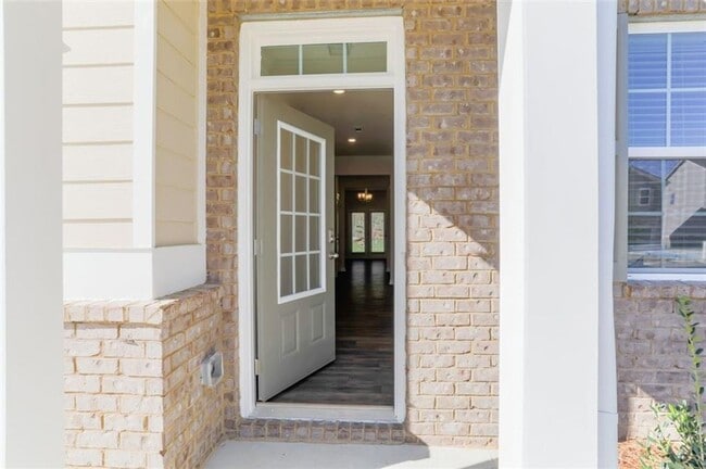 Building Photo - 5-Bedroom Craftsman in Sterling on the Lak...