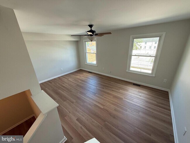 Foto del edificio - 9258 Canterbury Riding