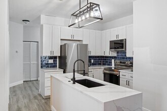 Building Photo - 113 Lighthouse Cir