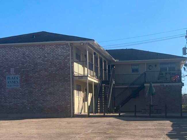 Foto del edificio - 6752 Titian Ave