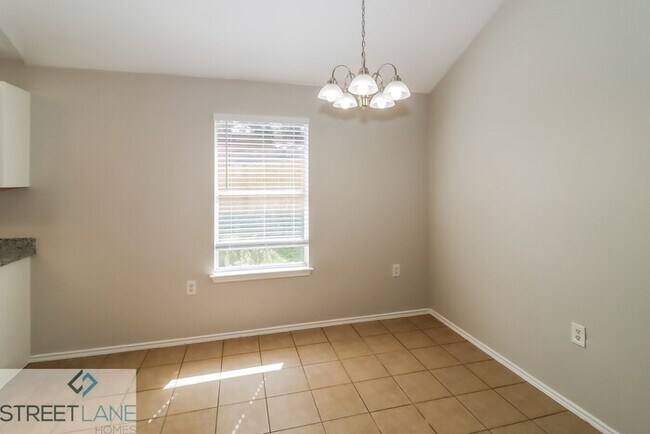 Foto del edificio - REDUCED!