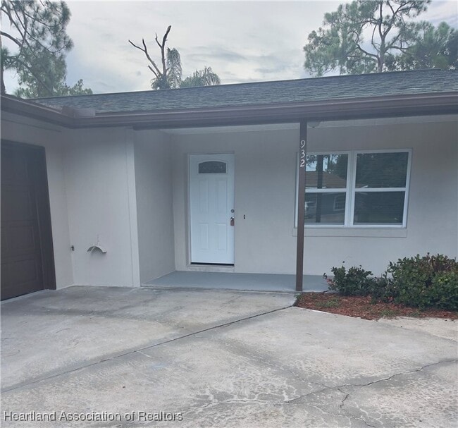 Building Photo - 932 Grogan Ave