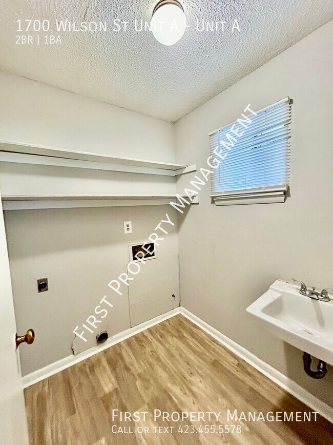 Foto del edificio - Close to Downtown: 2Bed/1.5Bath w Laundry ...