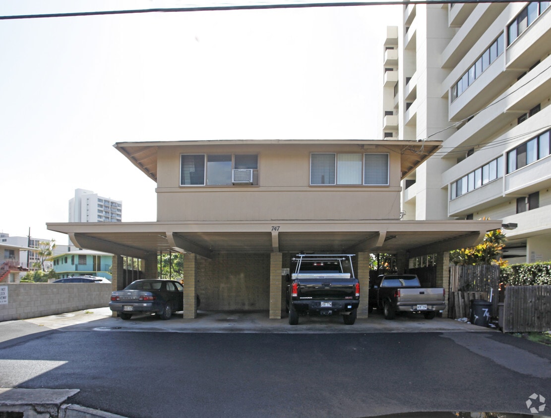 Building Photo - 747 Hausten St