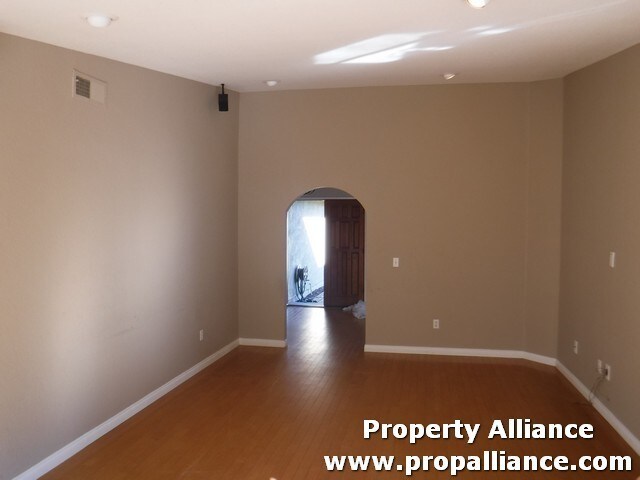 Building Photo - 1443 Avenida La Posta