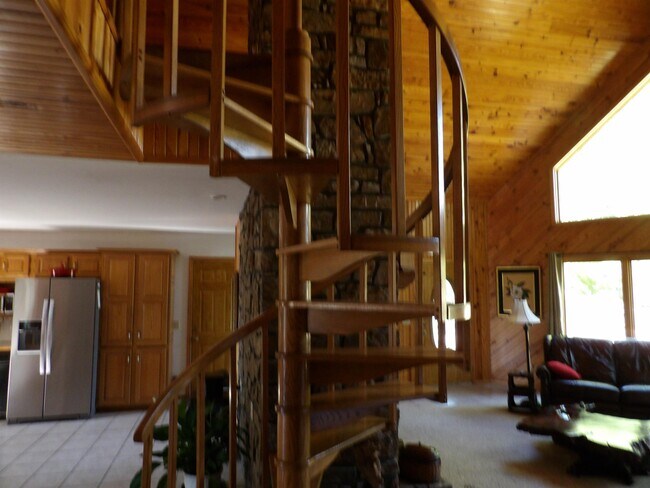 Building Photo - 00 CR 2731