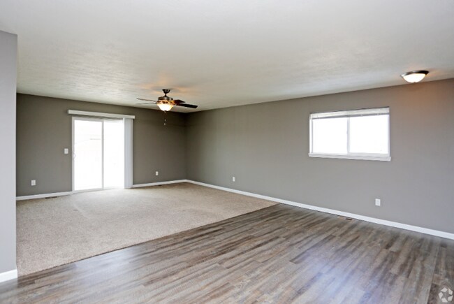 Building Photo - 1709 E Northstar Pl