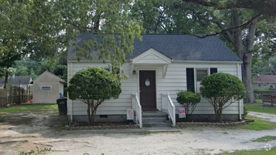 Building Photo - 135 Banneker Dr