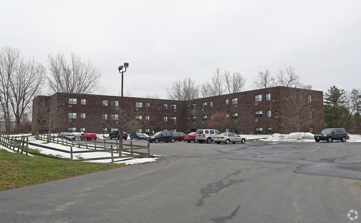 Foto del edificio - Holy Wisdom Apartments