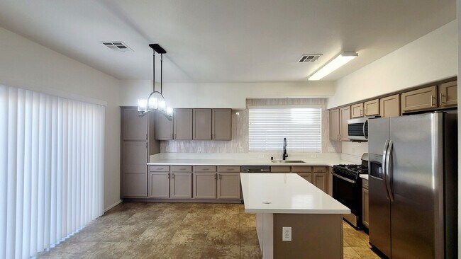 Foto del edificio - 9452 Plover Falls Ave