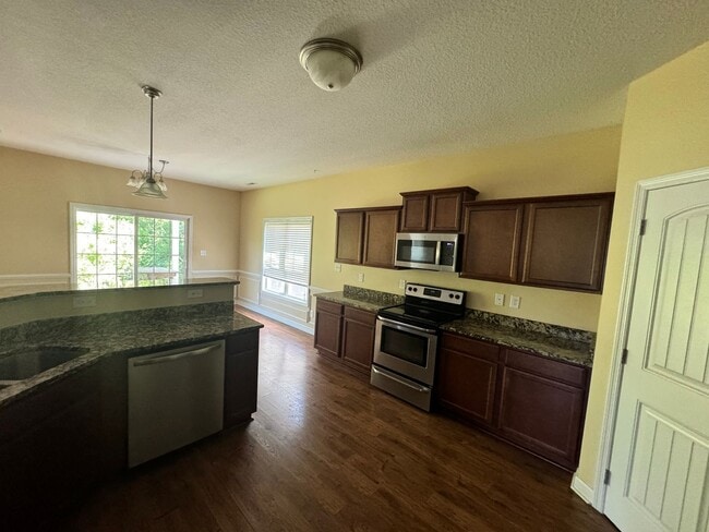 Foto del edificio - Coming Soon JUNE 2024