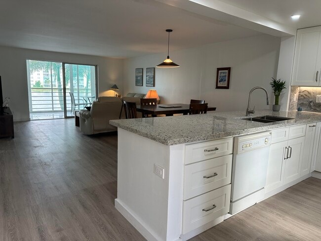 Foto del edificio - 141 SE 3rd Ave