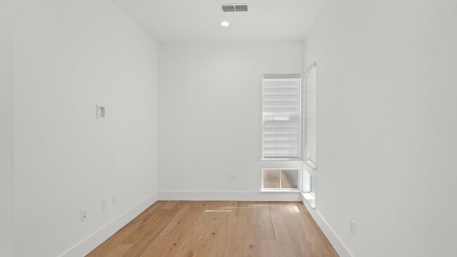 Building Photo - 3840 Fletcher Peak Cir