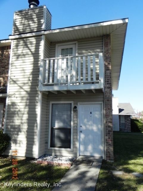 Primary Photo - 3044 Toulon Dr