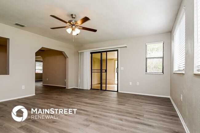 Building Photo - 6093 Myrtlewood Rd