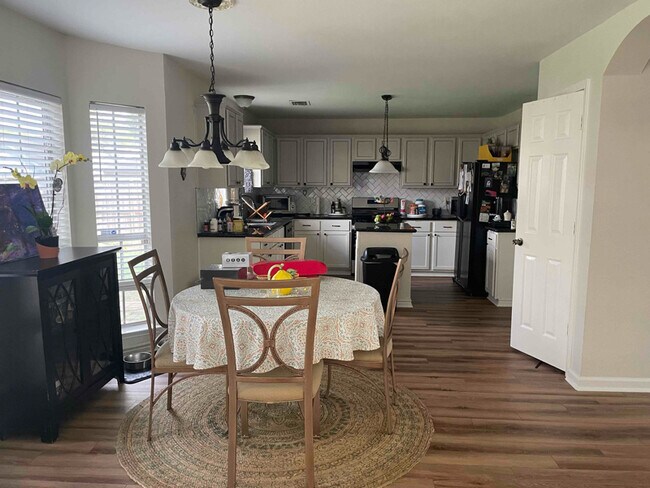 Photo - 19210 Misty Cove Dr House