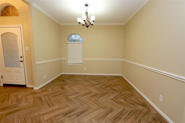 Foto del edificio - 16011 Mountain Shadows Dr