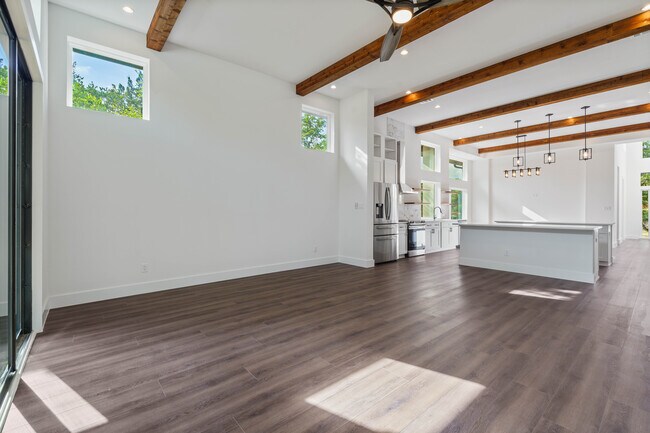 Foto del edificio - 3102 Noble Cir