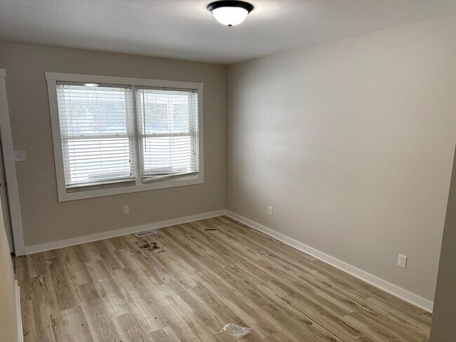 Foto del edificio - Elizabeth - 321/323