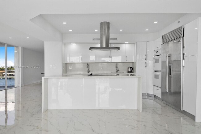 Foto del edificio - 19707 Turnberry Way