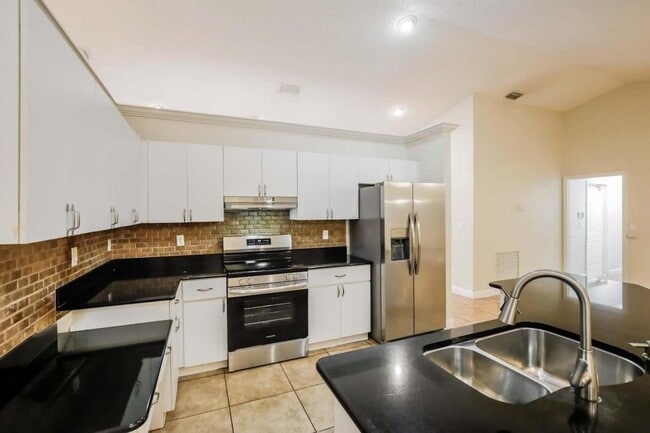 Foto del edificio - 5148 NW 48th Ave