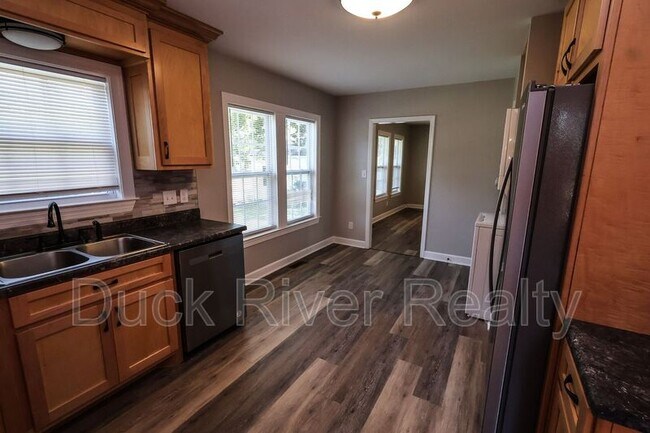 Building Photo - 1110 Morningside Dr