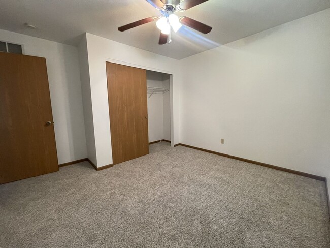 Building Photo - 3 Bed 2 Bath in Troy MO