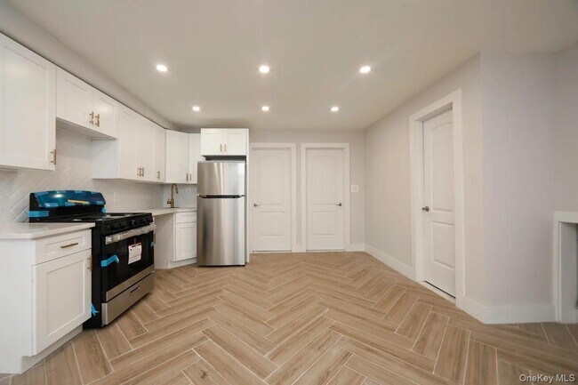 Foto del edificio - 113-42 Springfield Blvd