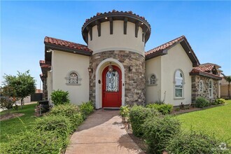 Building Photo - 2304 Penrose Ave