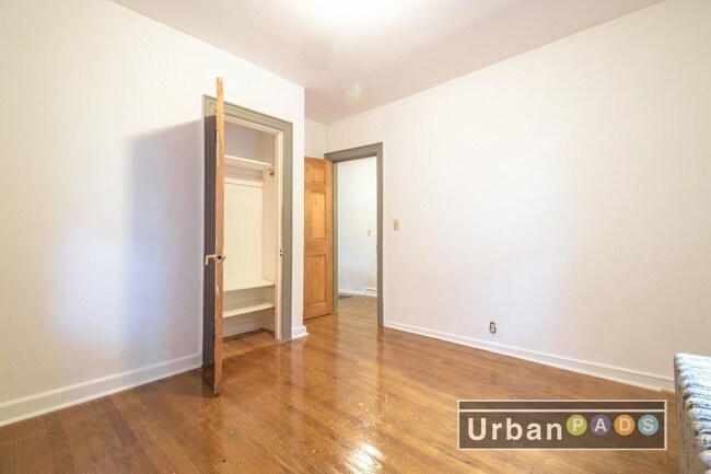 Building Photo - 509 Maple St