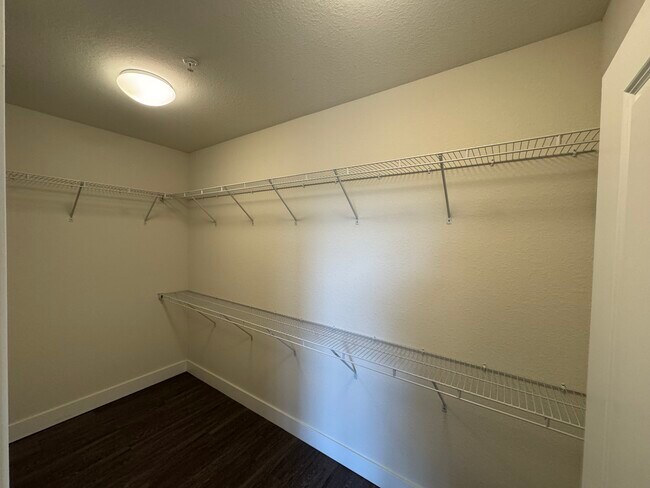 Foto del edificio - 520 NE 26th St