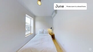 Building Photo - Private bedroom in 4 bed/2 bath Home