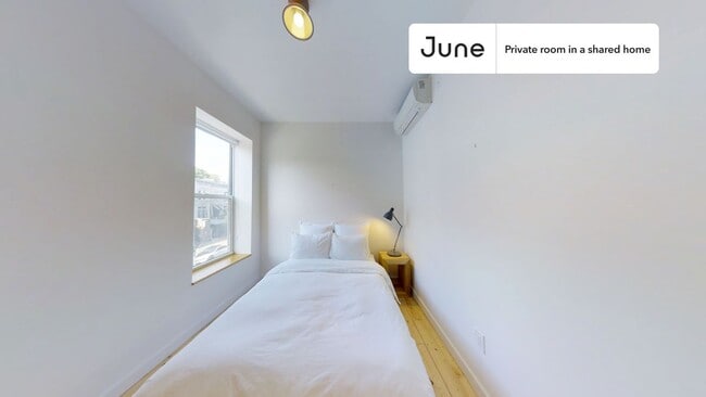 Building Photo - Room in Shared 4 bed/2 bath home