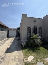 Building Photo - 1520 N Coronado St