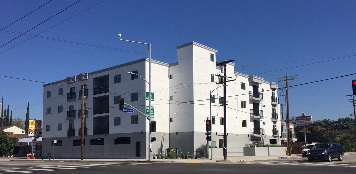 Primary Photo - Louise Villas at Northridge, LLC