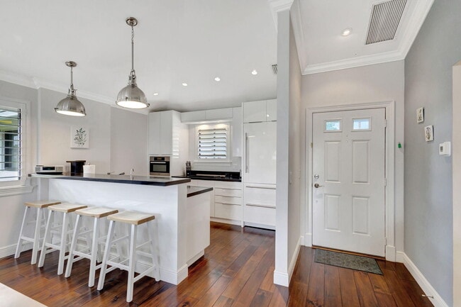 Foto del edificio - 515 Club Dr