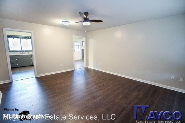Foto del edificio - 3 br, 2 bath House - 9336 Pine Grove St.