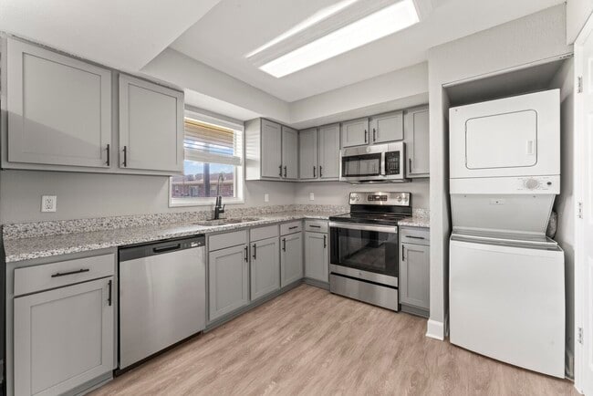 Building Photo - Sea Oats Apartments